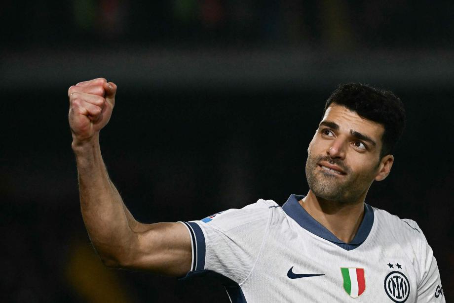 劳塔罗传射建功邓弗里斯进球 国米客场完胜