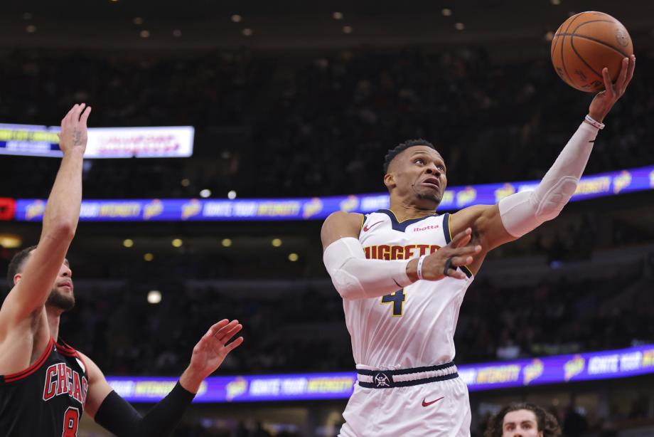 约基奇空砍33分12篮板14助攻 掘金客场不敌公牛