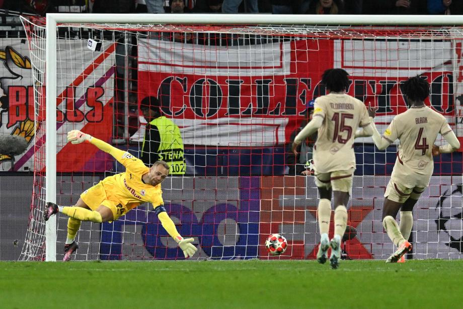 欧冠-格列兹曼双响 马竞4-1萨尔茨堡红牛进16强