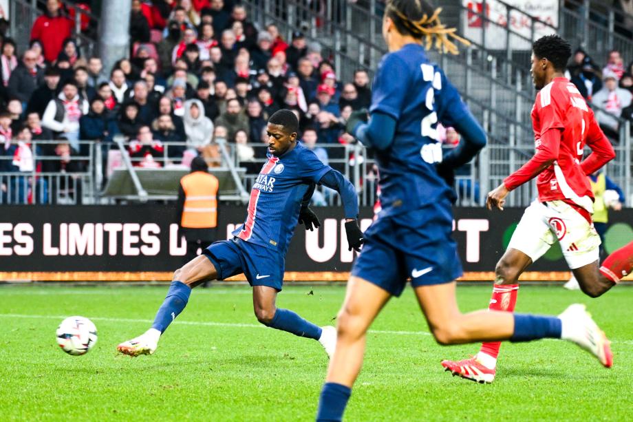 登贝莱连场帽子戏法 巴黎5-2布雷斯特