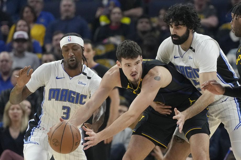 库里24分5助攻维金斯25分 勇士送魔术4连败