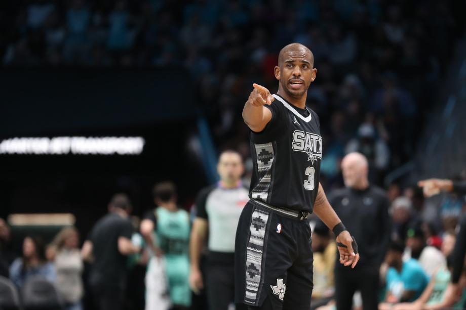 布里奇斯三分准绝杀 黄蜂117-116险胜马刺