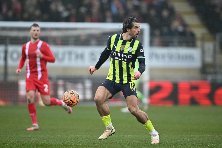 足总杯-德布劳内替补制胜 曼城2-1莱顿东方