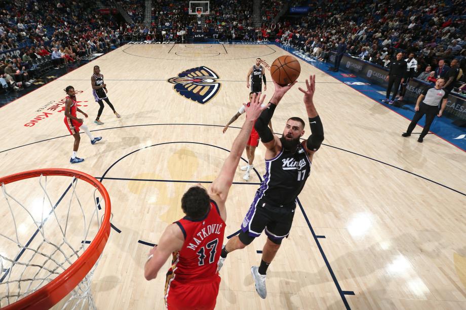 麦科勒姆43+7萨博尼斯22+28 鹈鹕加时力克国王