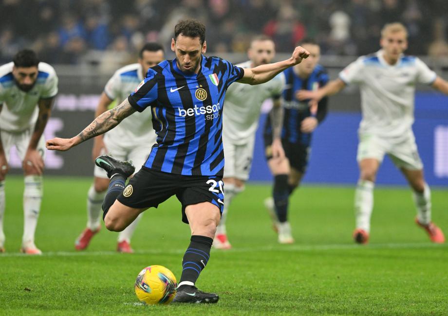 意杯-阿瑙托维奇世界波 国米2-0进四强将战米兰