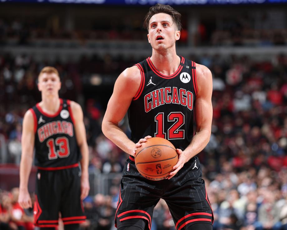 哈登30+6莱昂纳德复出17分 快船胜公牛