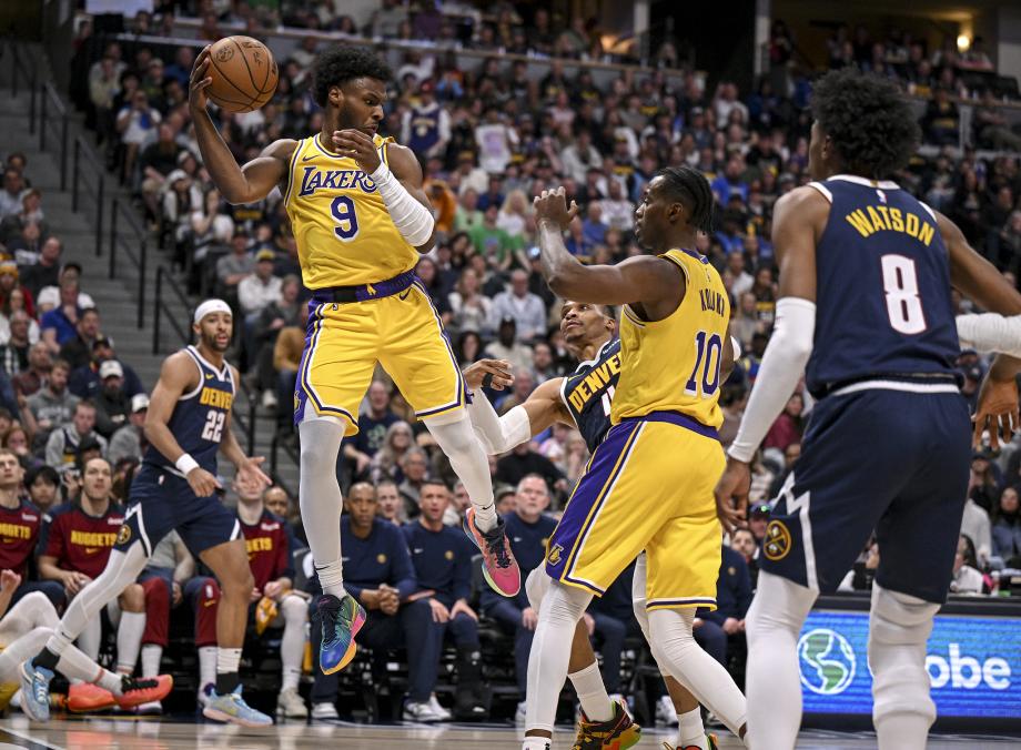 詹姆斯东契奇双双休战 湖人遭遇四连败