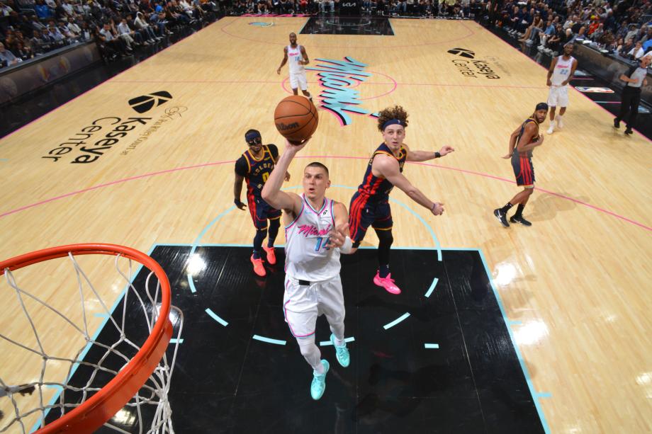 NBA：勇士86-112热火 巴特勒战旧主11分