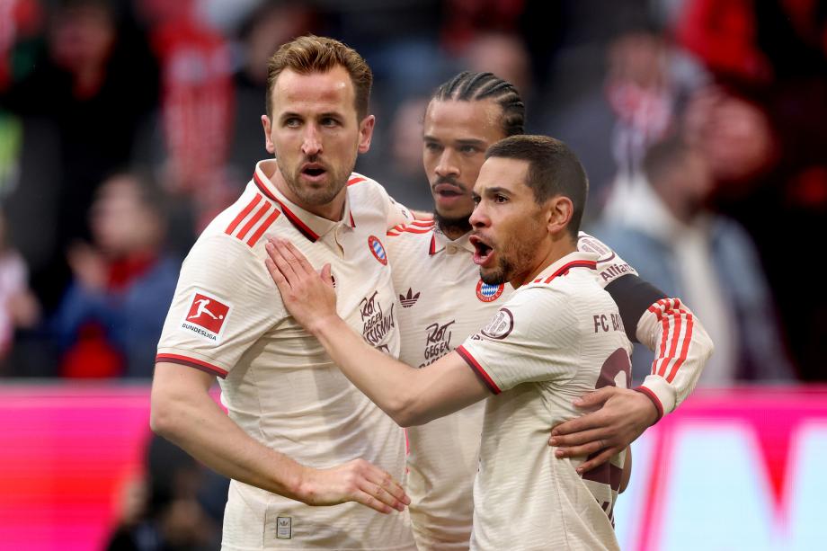 德甲-萨内梅开二度凯恩传射 拜仁主场3-2圣保利