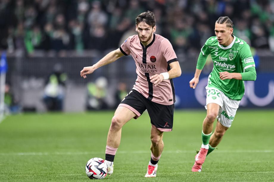 法甲-杜埃双响拉莫斯破门 大巴黎6-1圣埃蒂安