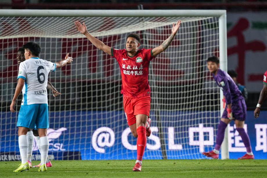 补时1分钟2球！青岛西海岸3-2神奇逆转河南队