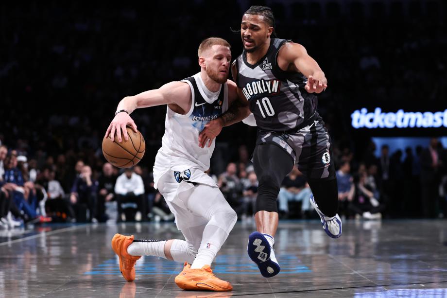 爱德华兹28+5戈贝尔21+18 森林狼轻取篮网