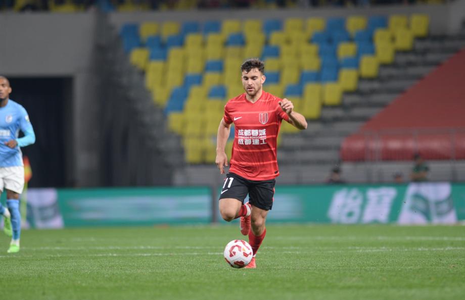 韦世豪助攻胡荷韬进球 成都蓉城赢大连英博