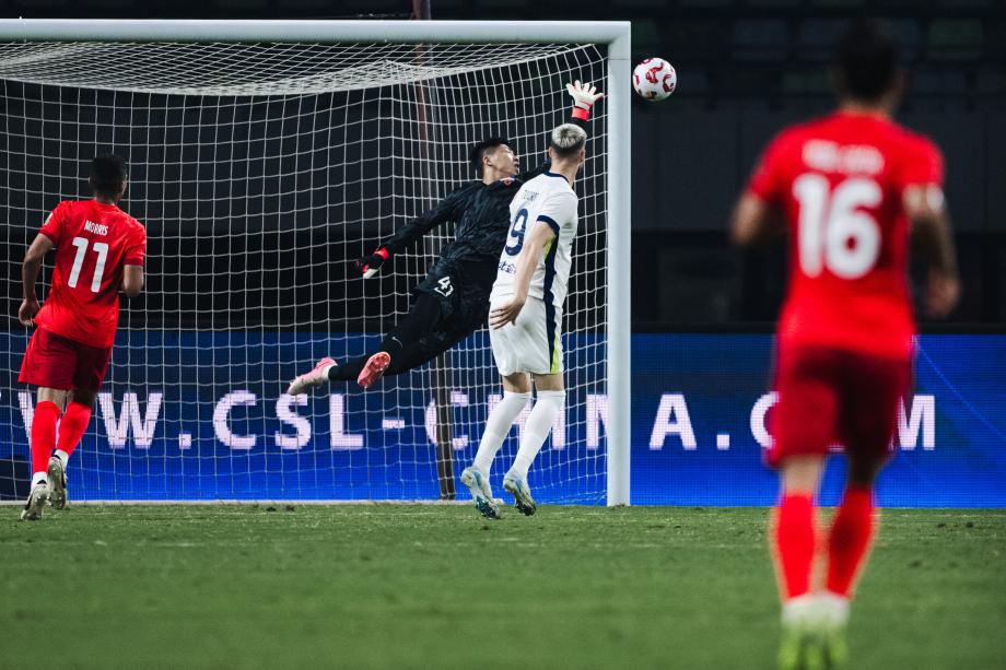 恩戈姆梅开二度 梅州客家主场击败武汉三镇