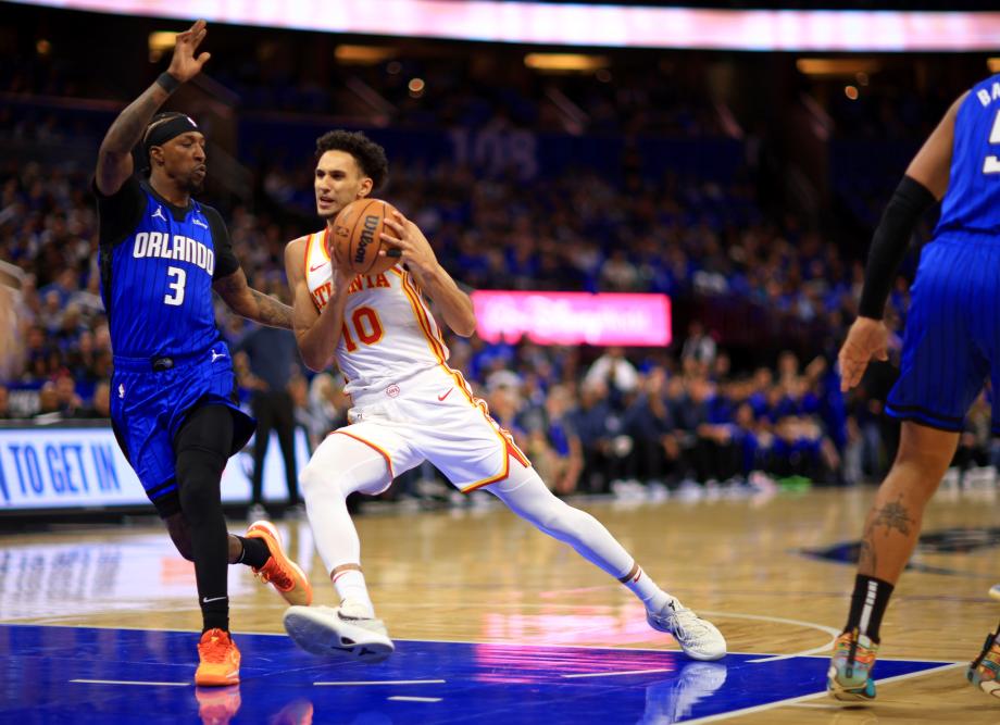 安东尼26分班凯罗17+9+7 魔术胜老鹰