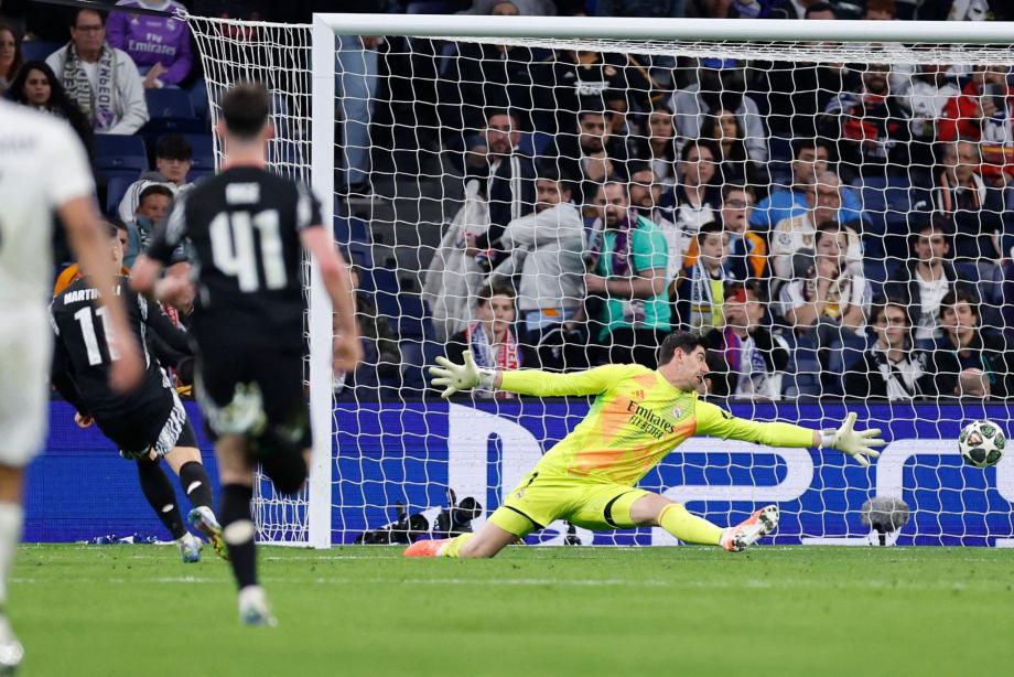 欧冠-阿森纳总比分5-1皇马 时隔16年重返四强