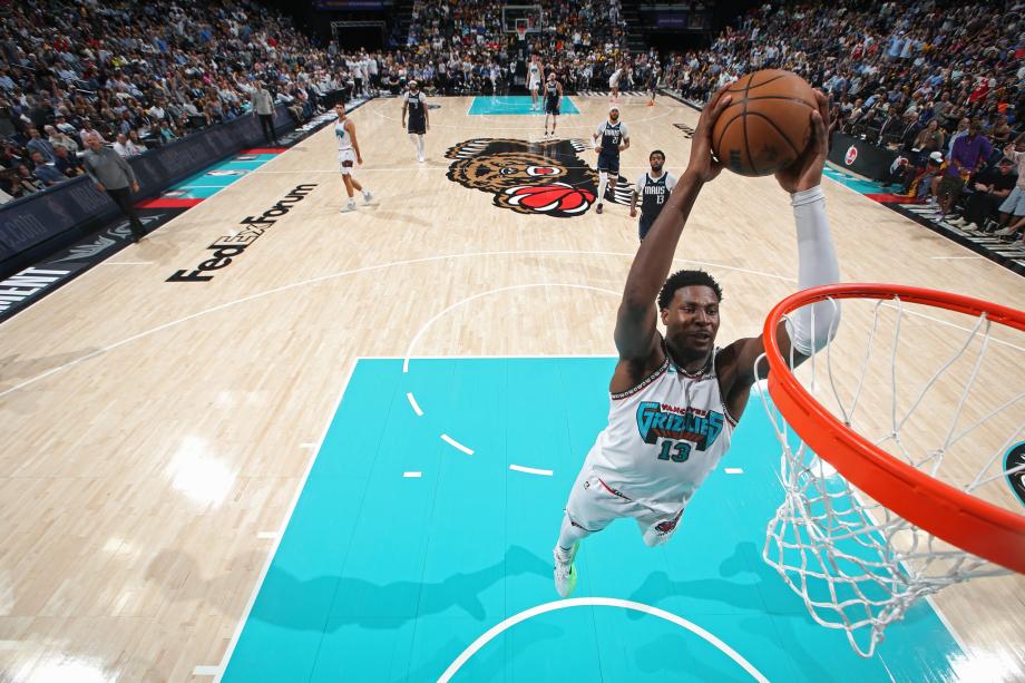 灰熊击败独行侠锁定季后赛席位 首轮对阵雷霆