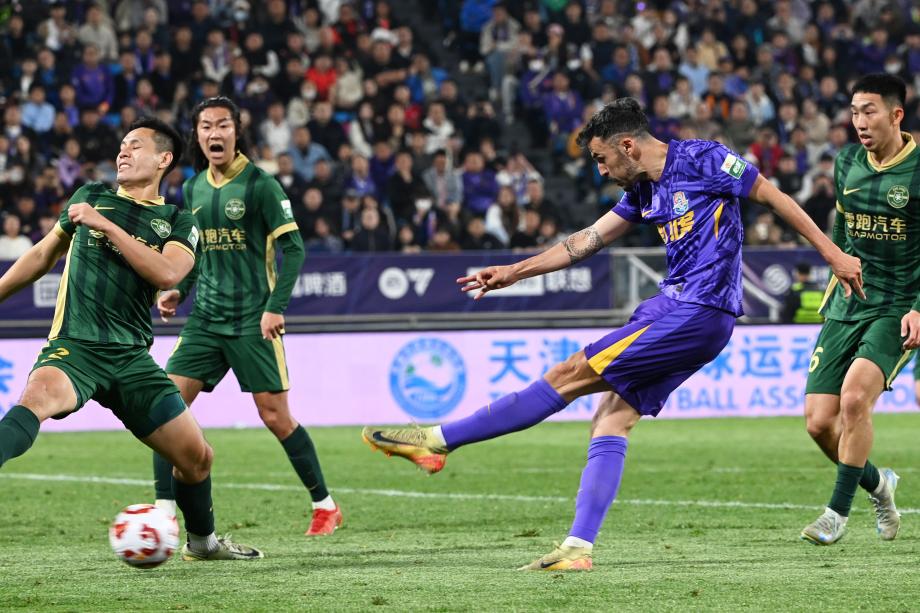 基莱斯制造乌龙哈达斯进球 天津完胜浙江队