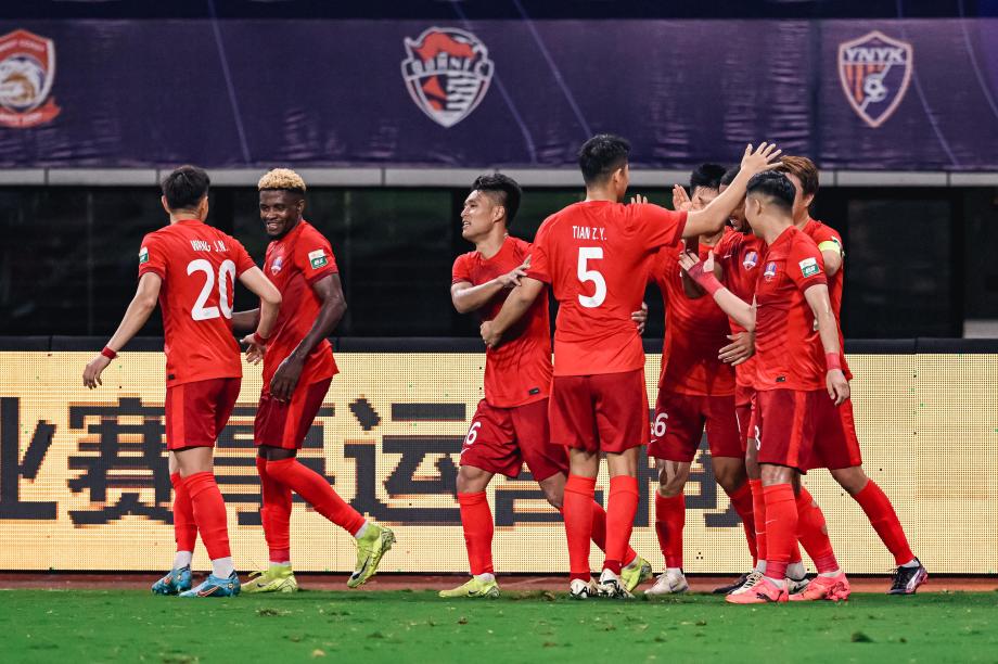 恩戈姆建功刘云进球 梅州客家胜深圳新鹏城