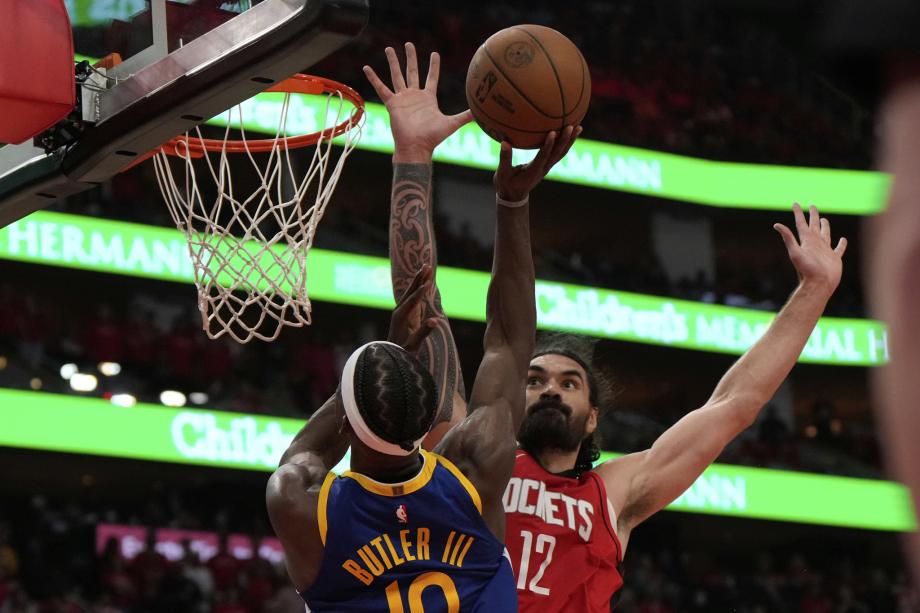 库里31+6申京26+9 勇士客胜火箭迎开门红