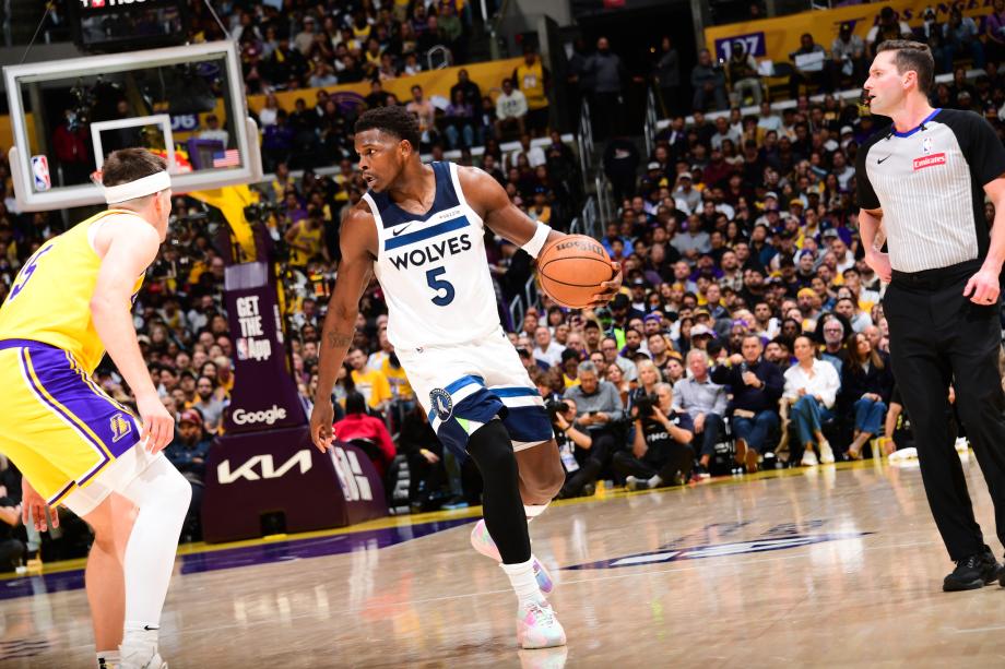 东契奇31+12+9詹姆斯21+11 湖人力擒森林狼