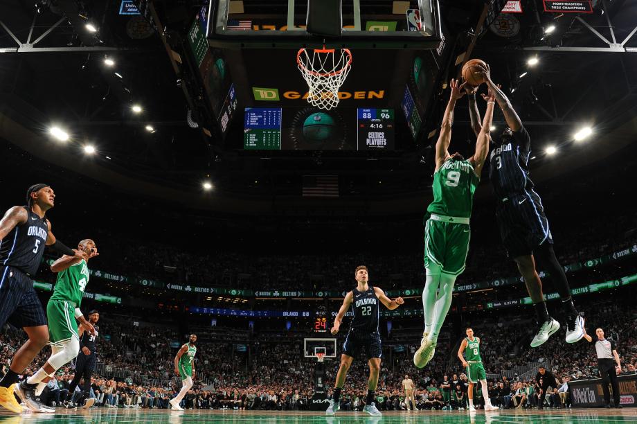 凯尔特人109-100魔术 杰伦-布朗36+10+5