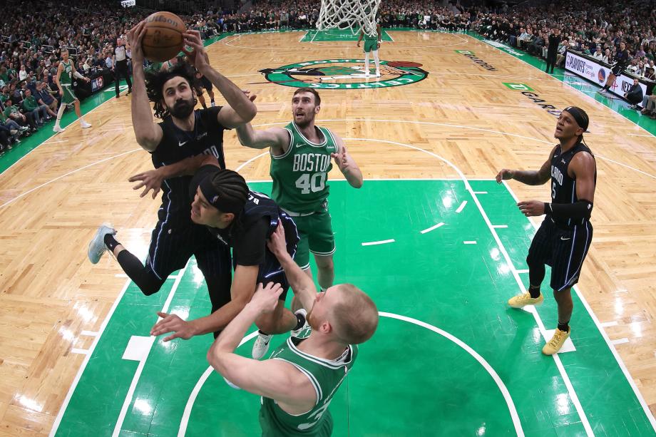 凯尔特人109-100魔术 杰伦-布朗36+10+5