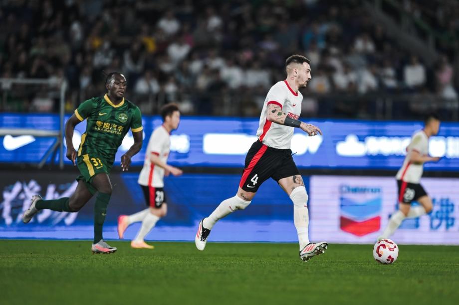 王钰栋双响陶强龙传射建功 浙江4-2长春亚泰