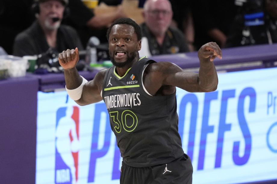 詹姆斯22+7+6 湖人主场不敌森林狼总分1-4出局