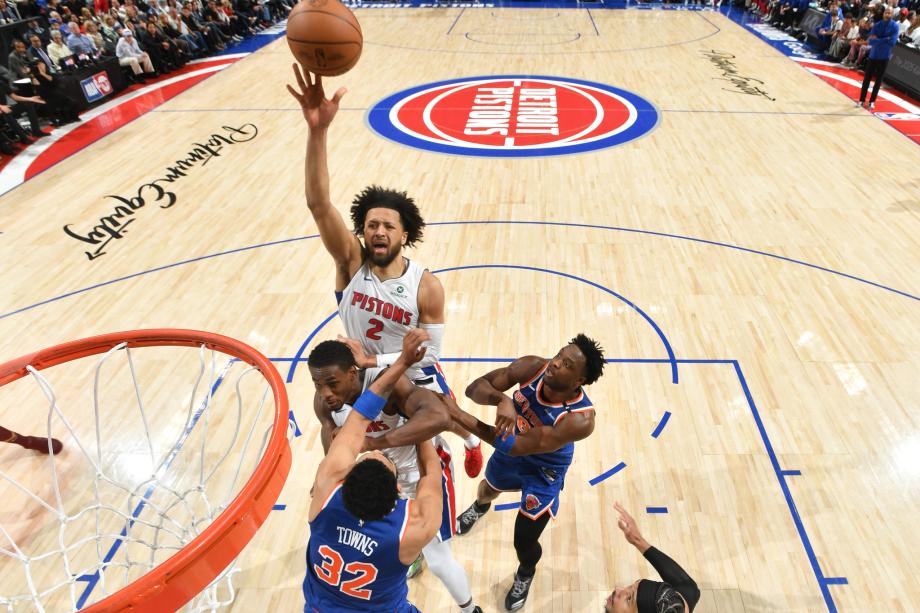 布伦森40分+三分准绝杀 尼克斯4-2淘汰活塞晋级