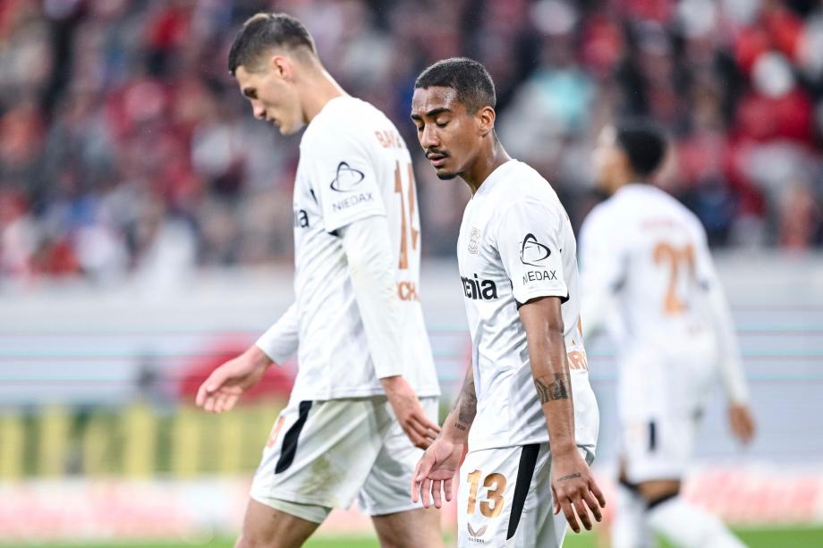 勒沃库森2-2平送拜仁提前夺冠 凯恩迎生涯首冠