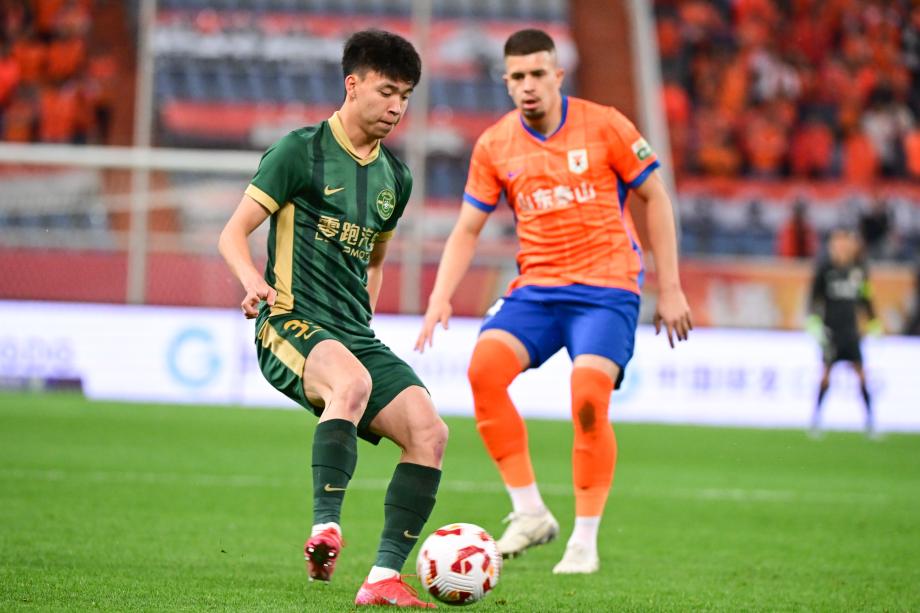 中超-卡扎伊什维利戴帽王钰栋双响 泰山4-2浙江