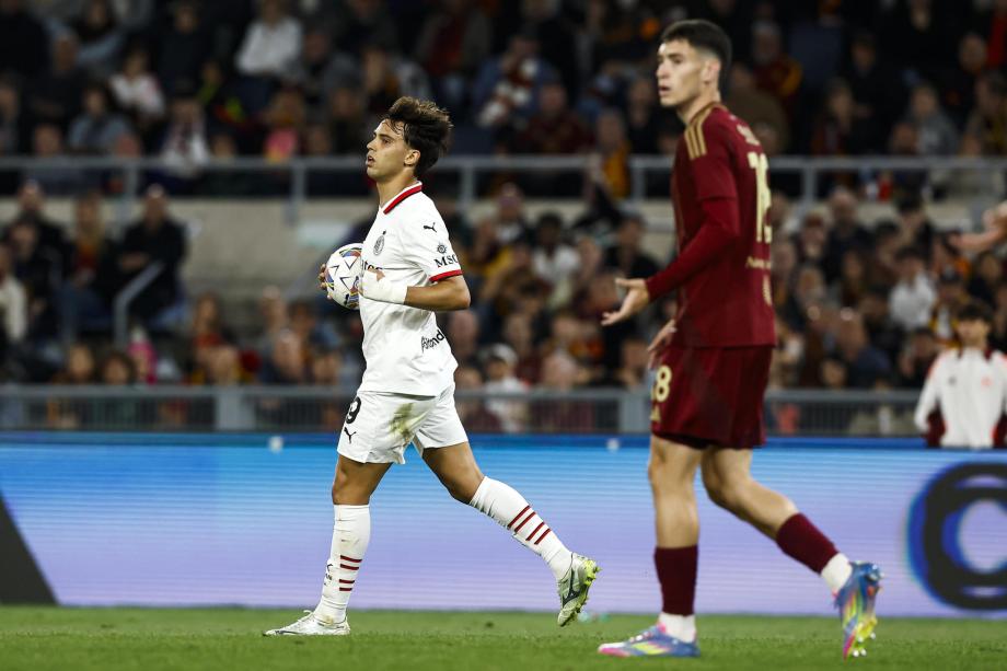 希门尼斯红牌 10人米兰1-3罗马无缘欧战