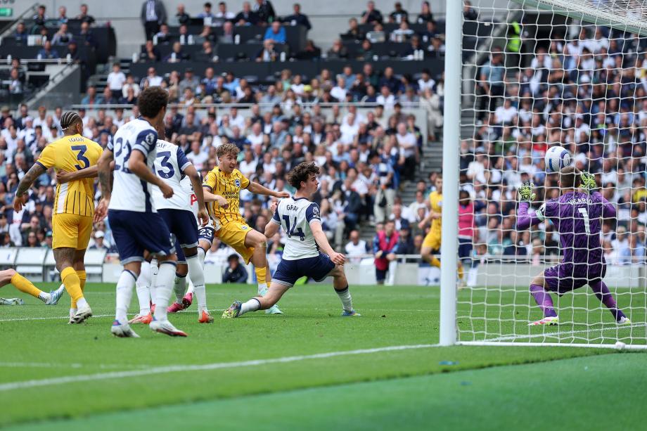 热刺1-4布莱顿 热刺赛季末7轮不胜欧联夺冠踢欧冠