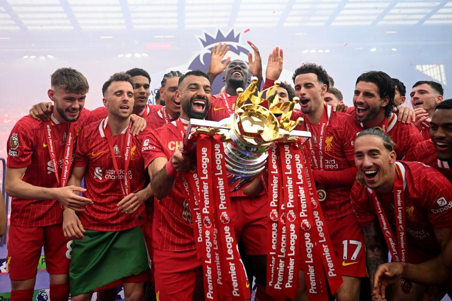 英超-萨拉赫破门 十人利物浦1-1水晶宫联赛夺冠