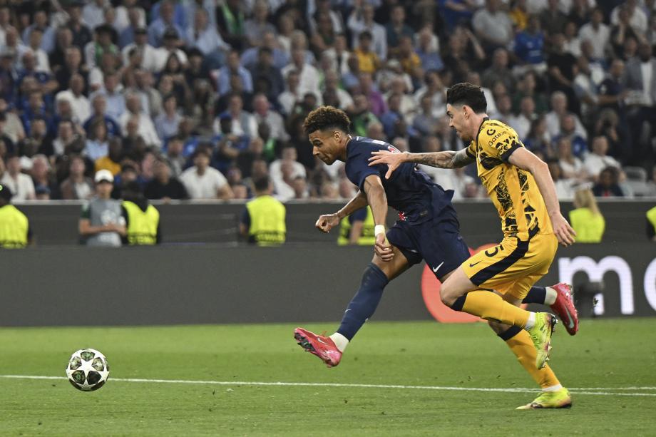 19岁杜埃2射1传 巴黎5-0国米首度加冕欧冠冠军