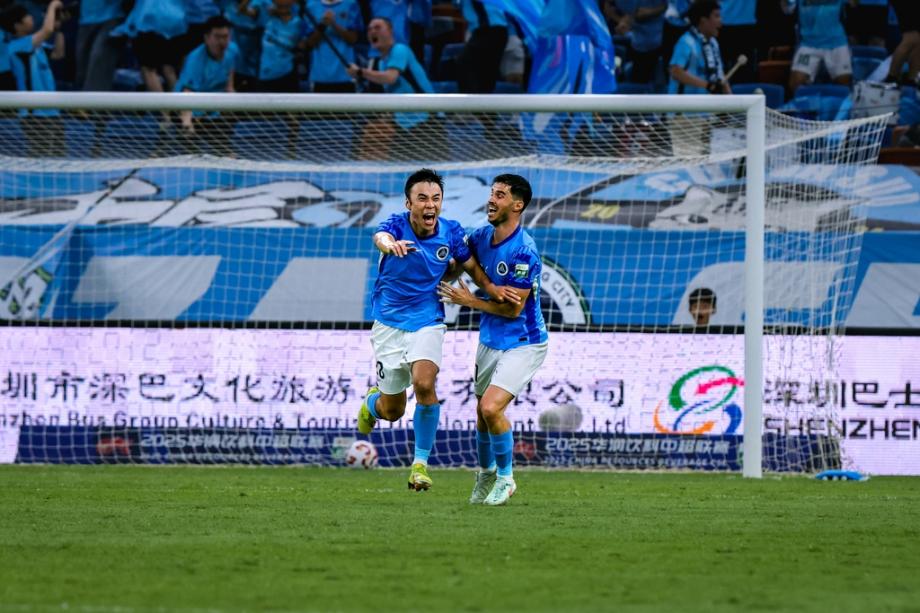 张昱杰破门 深圳新鹏城3-1战胜上海申花