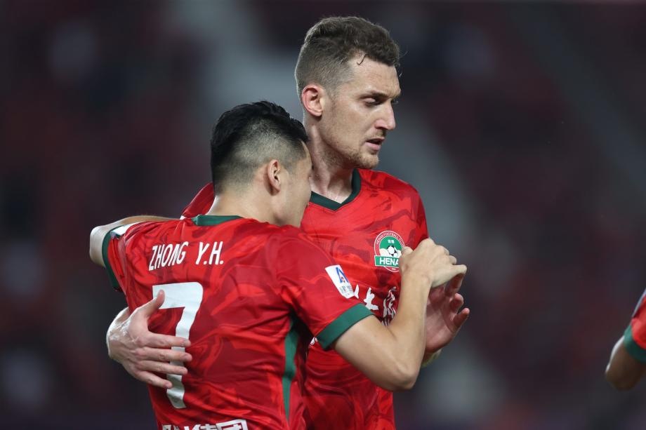 王上源、钟义浩传射 河南3-2浙江进足协杯8强