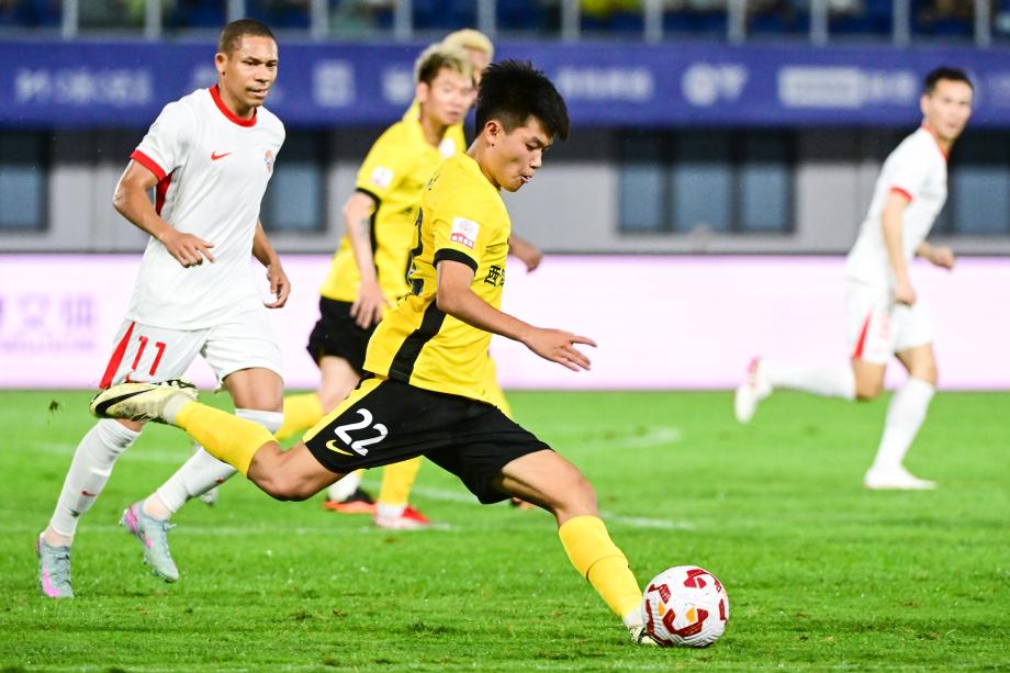 戴维森制胜 青岛西海岸1-0青岛海牛近七轮首胜