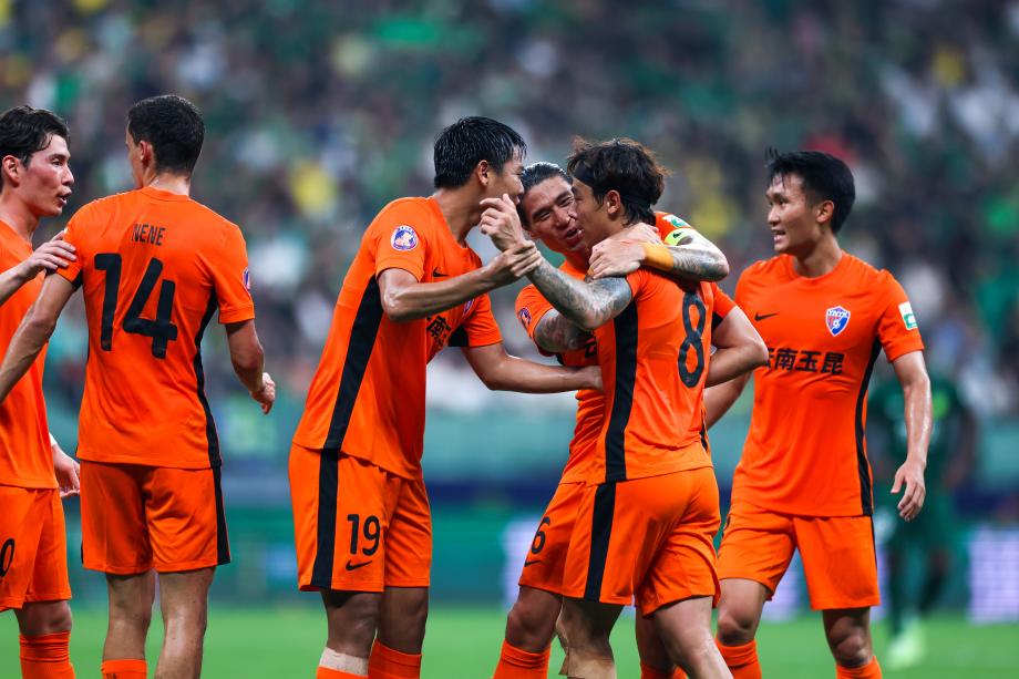 张玉宁替补助攻+造点 北京国安胜云南玉昆