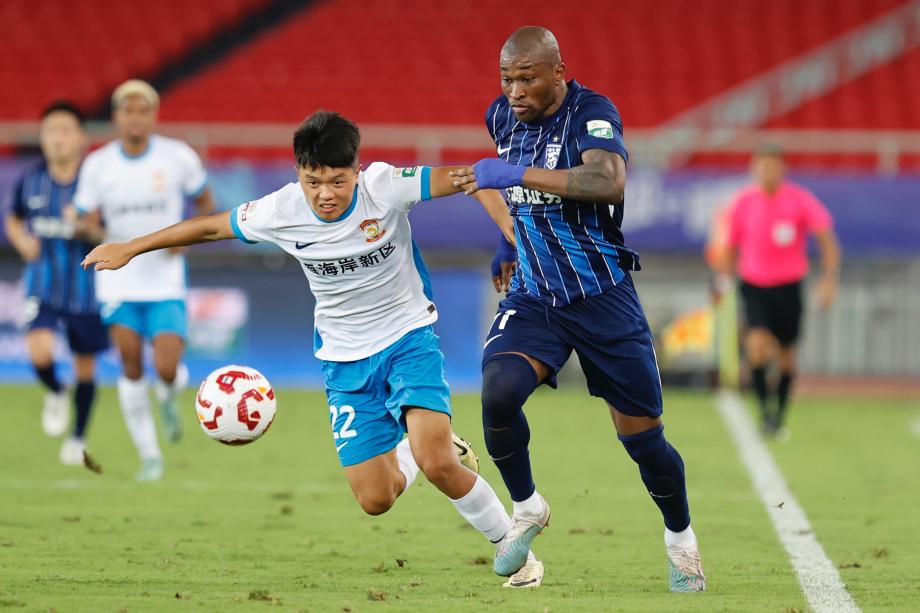 图多列破门段刘愚进球 武汉三镇平青岛西海岸