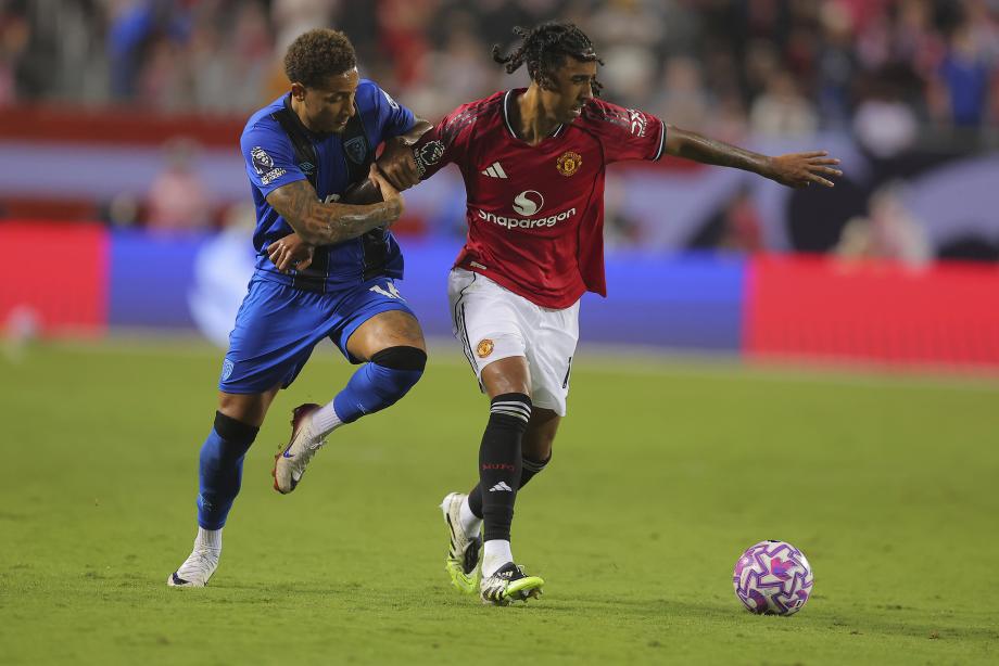 热身赛-多古传射霍伊伦闪击 曼联4-1伯恩茅斯