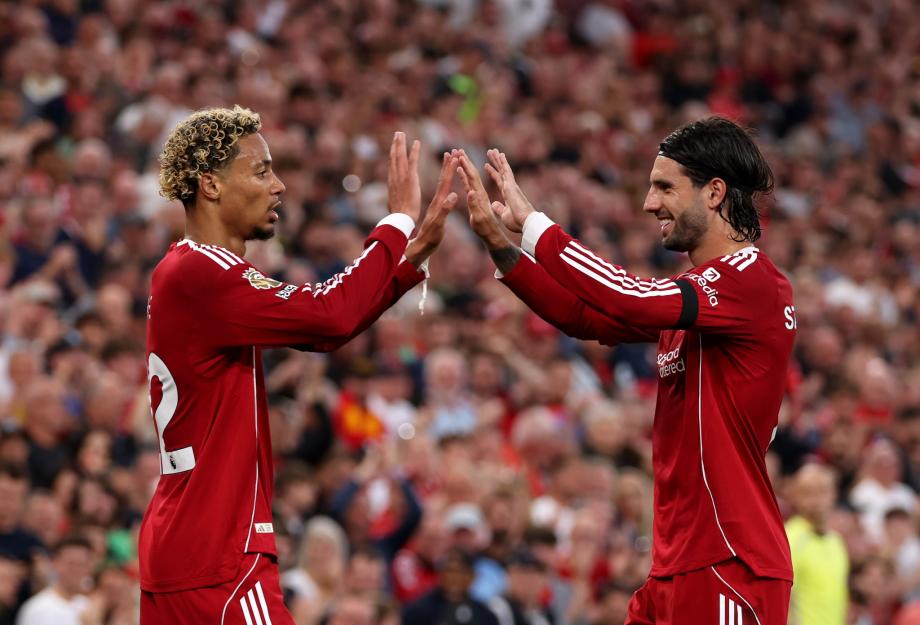 埃基蒂克传射萨拉赫破门 利物浦4-2伯恩茅斯