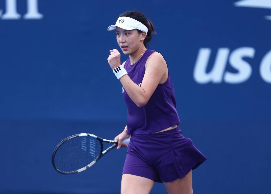 [图]王欣瑜2-1逆转多勒海德 继续三年晋级好意思网次轮亚洲足球买球站体育信息