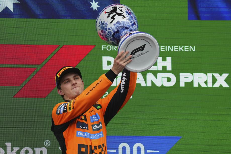 [图]皮亚斯特里F1荷兰站夺冠 法拉利双车+诺里斯退赛实盘配资网站