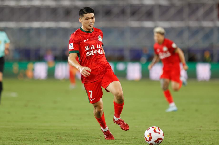 阿奇姆彭梅开二度 河南队客场大胜武汉三镇