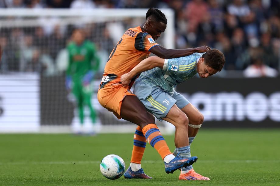 卡巴尔替补救主 尤文图斯1-1平十人亚特兰大