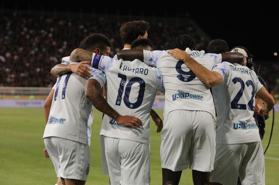 劳塔罗闪击埃斯波西托破门 国米2-0卡利亚里