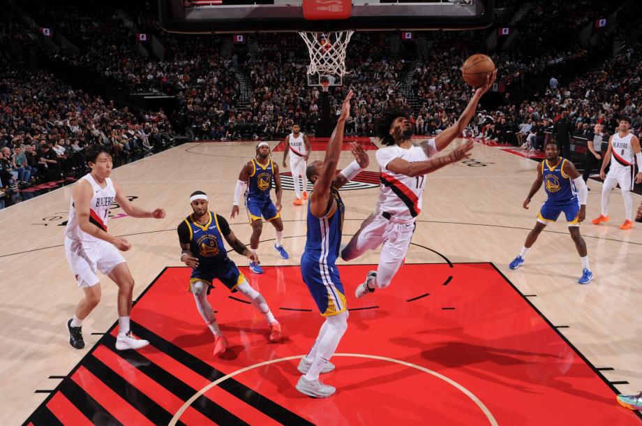 NBA季前赛:杨瀚森9分6篮板 开拓者不敌勇士