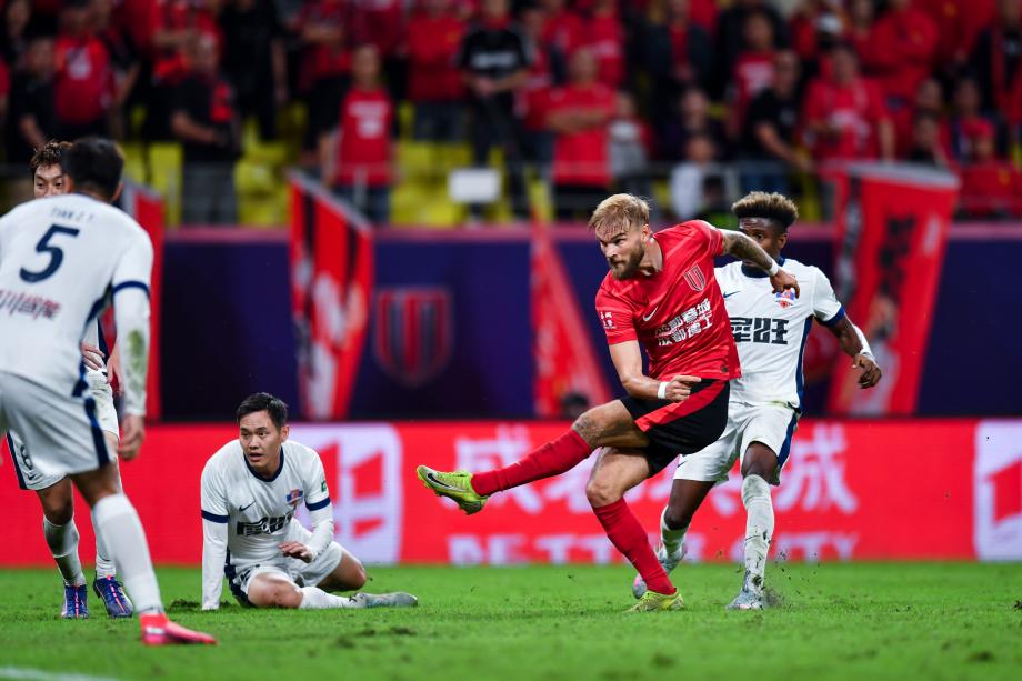 罗慕洛建功杨明洋破门 成都蓉城3-1梅州客家